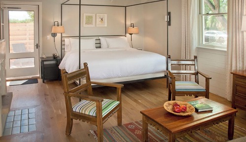 Deluxe Room, 1 King Bed with Sofa bed