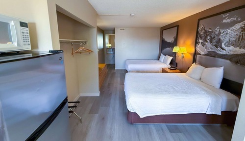 Efficiency, Standard Room, 2 Queen Beds