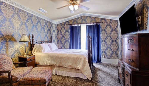 Premium Room, 1 Queen Bed