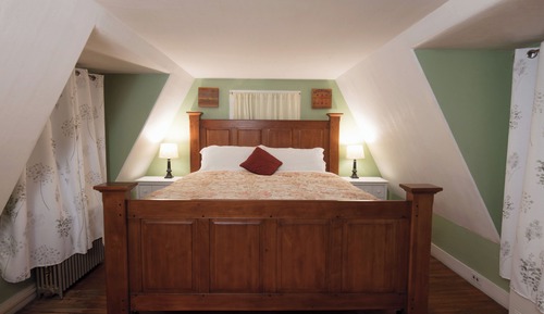 Standard Triple Room, Ensuite (Bonnie Room-304)
