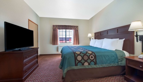 Standard Room, 1 King Bed