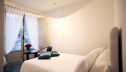 Classic Double Room, 1 Large Twin Bed, City View