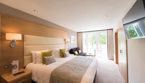 Deluxe Double or Twin Room, 1 Double Bed with Sofa bed, Balcony, Garden View