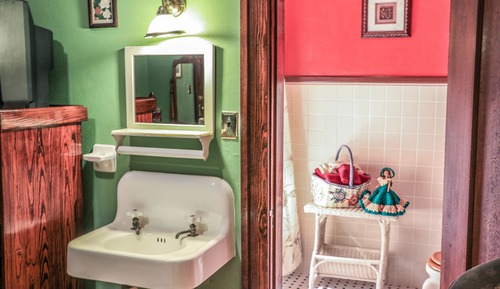 Standard Room, 1 King Bed (King Room)