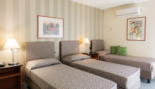 Triple Room