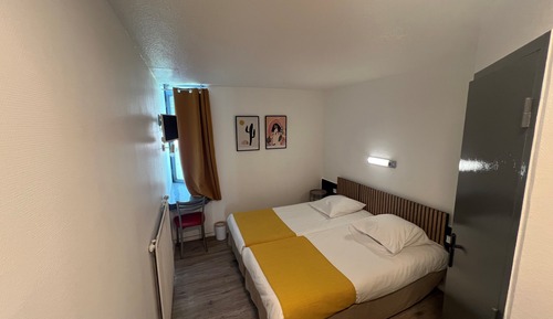 Basic Twin Room, Non Smoking