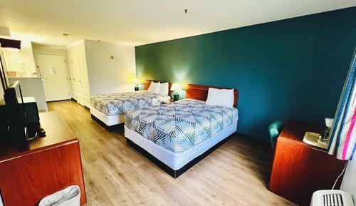 Standard Room, 2 Queen Beds, Accessible, Non Smoking