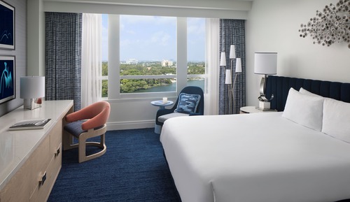 Deluxe Room, Accessible, Bay View