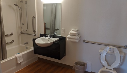 Room, 1 Queen Bed, Accessible, Non Smoking