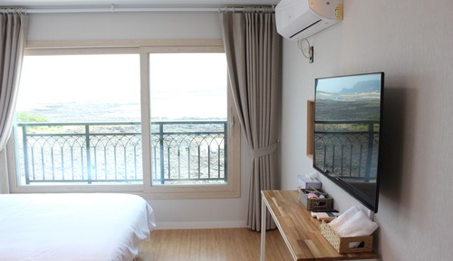 Deluxe Room, Ocean View (39 sqm.)