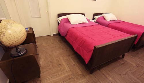 Double Room (Tyre)