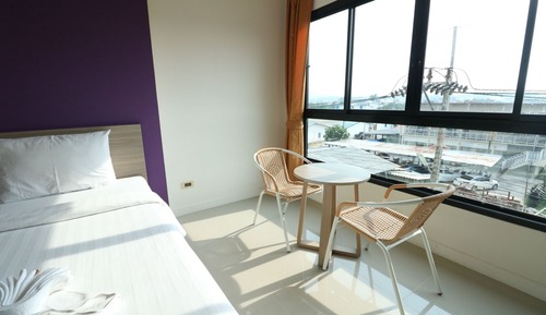 Standard Twin  Suite