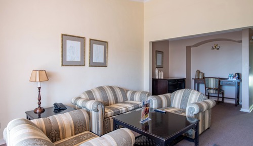 Executive Suite (2 pax)