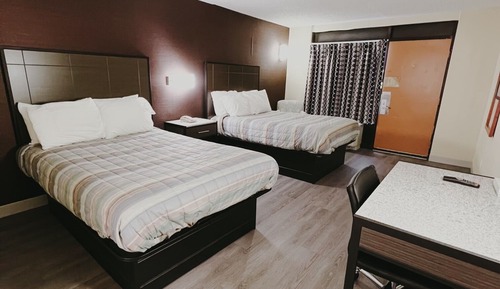 Standard Room, 2 Double Beds, Smoking