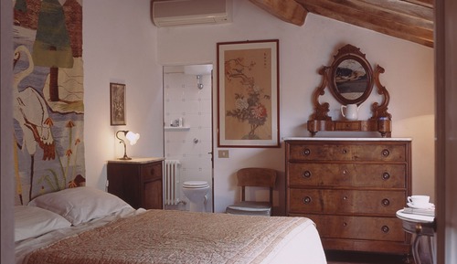 Romantic Suite, Kitchen