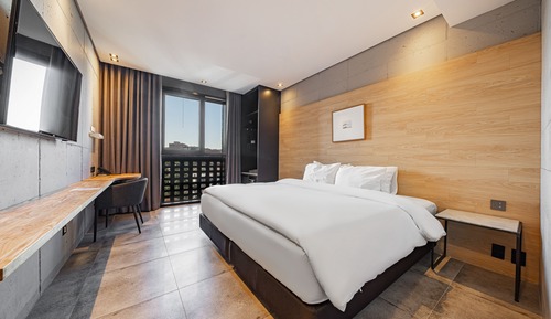 Superior Double Room, 1 Queen Bed, Non Smoking, City View