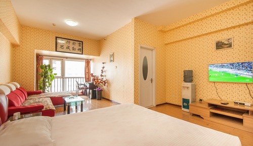 One-Bedroom Apartment C