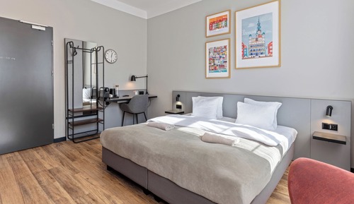 Superior Studio Suite, 1 Bedroom, Kitchenette, City View