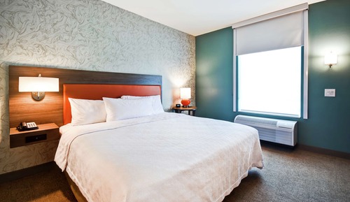 Suite, 1 King Bed, Accessible (Mobility & Hearing, Roll-in Shower)