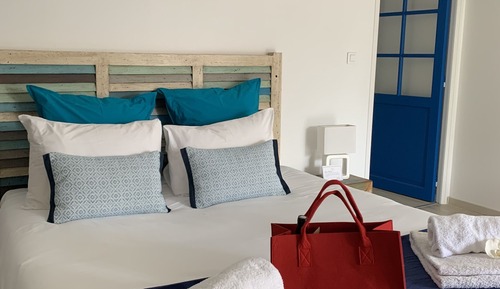 Double Room, Pool View (Laperouse)