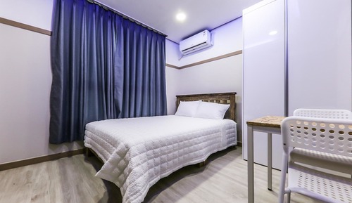 Special Family (Two rooms, Bed)