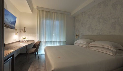 Double or Twin Room, Non Smoking, City View