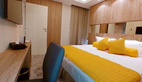 Senior Suite, 1 King Bed