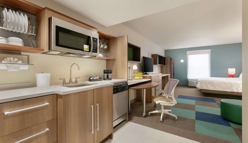 Studio, 1 King Bed, Accessible (Hearing)