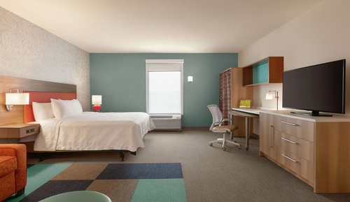 Studio, 1 King Bed, Accessible (Roll-In Shower)