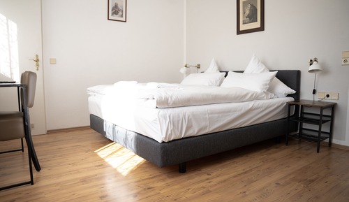 Standard Double Room, Private Bathroom, Garden View