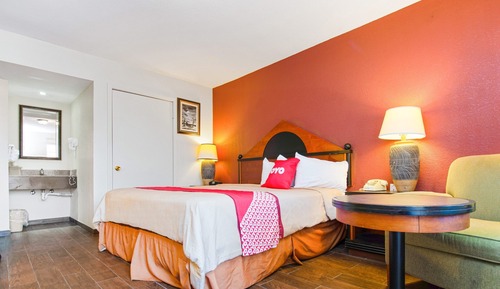 Room, 1 King Bed, Accessible