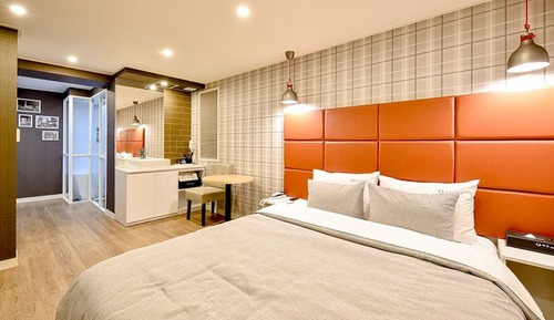 Premium Room, 1 Queen Bed