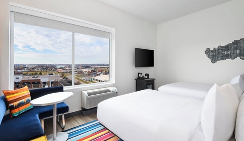 Room, 2 Queen Beds (Mobility Accessible, Tub)