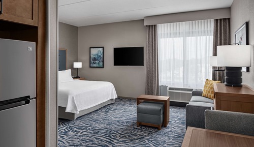 Studio, 1 King Bed, Accessible (Hearing)