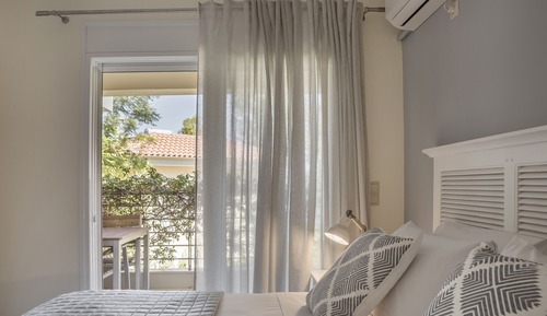 Deluxe Suite, 2 Bedrooms, Garden View (Thalassa)