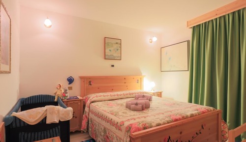 Family Suite, 1 Bedroom, Mountain View