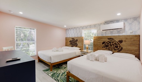 Double Room, Private Bathroom (#3 Sandpiper)