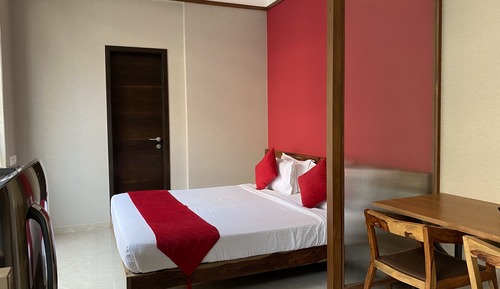 Executive Studio Suite
