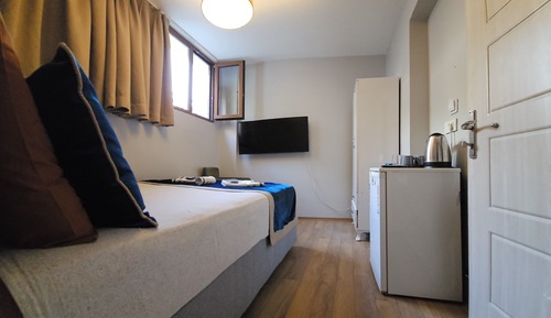 Junior Room