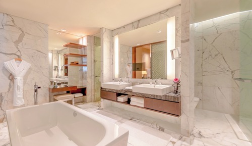 Premier Suite