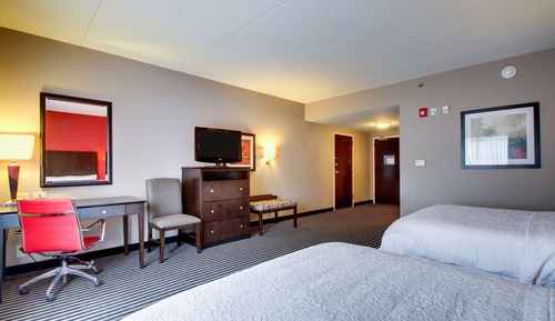 Room, 2 Queen Beds, Accessible, Bathtub (Mobility & Hearing)