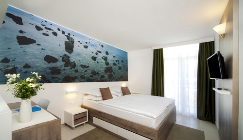Standard Double Room, Balcony, Partial Sea View