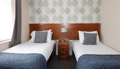 Twin Room, Ensuite