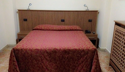 Twin Room, Private Bathroom