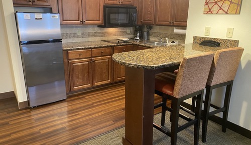 Suite, 1 Queen Bed, Kitchen, River View