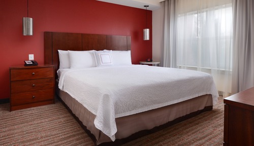 Studio, 1 King Bed with Sofa bed, Non Smoking (Hearing Accessible)