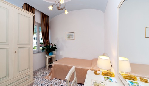 Standard Single Room