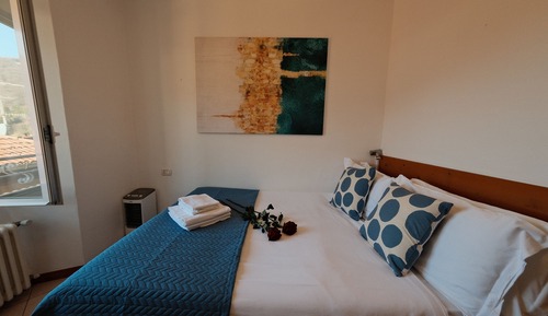 Double Room (Piccola)