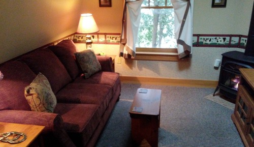 Standard Suite, 1 King Bed, Non Smoking, Fireplace (2nd Floor)