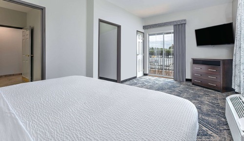 Suite, 1 King Bed, Non Smoking